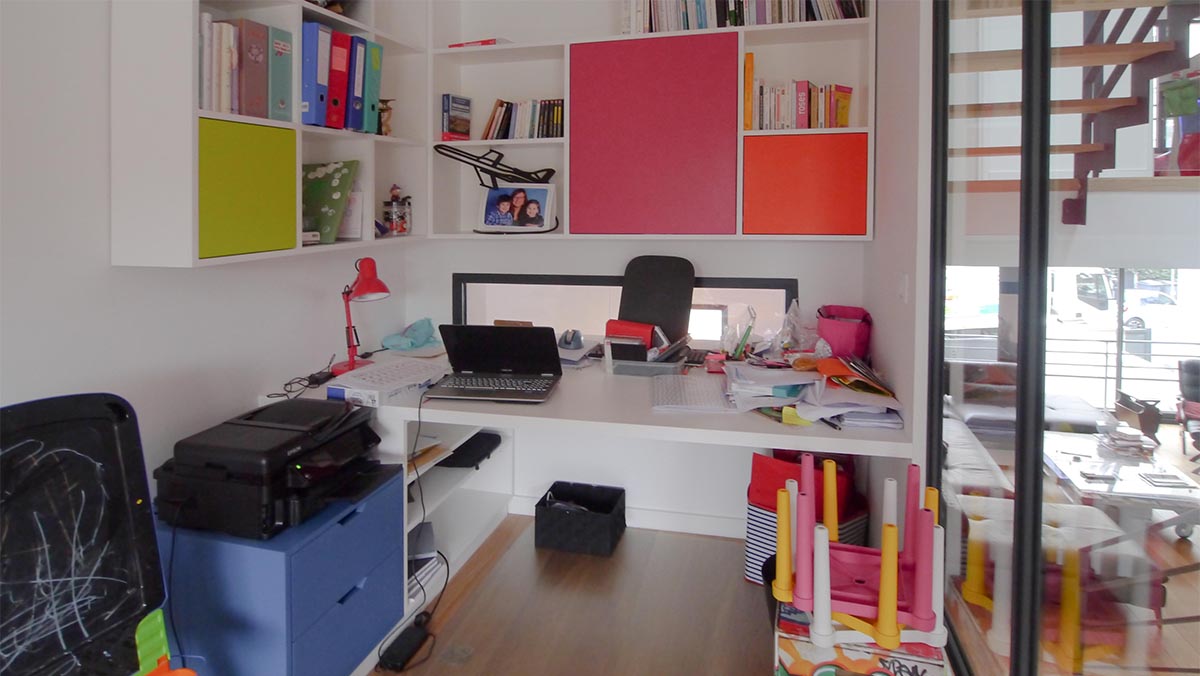 Bureau, attenant au salon enfant. Maison de Ville ceinture de Paris