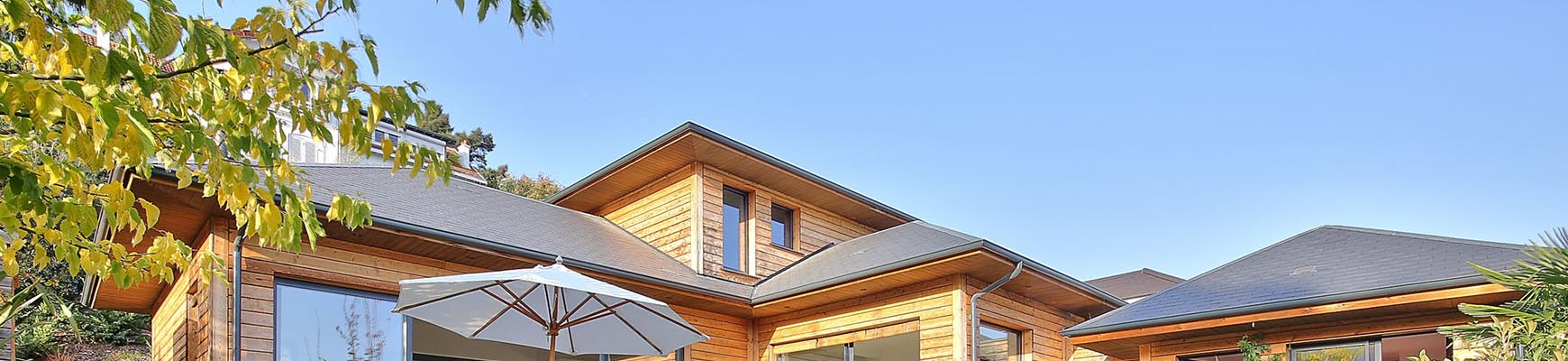 Magnifique maison bois et sa piscine Vaucresson Hauts de Seine